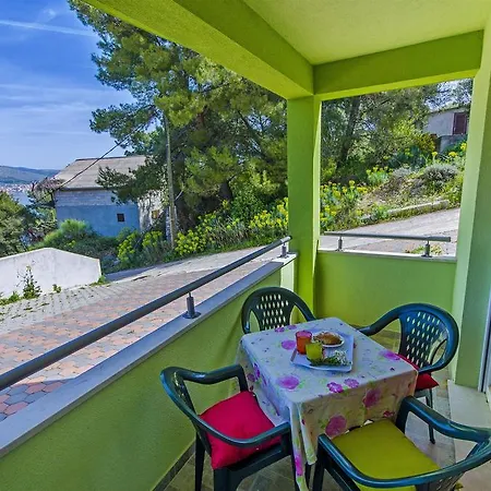 Pava Appartamento Donji Okrug (Ciovo)