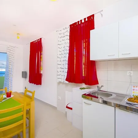 Pava Donji Okrug (Ciovo)