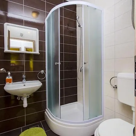 Appartamento Pava Donji Okrug (Ciovo)