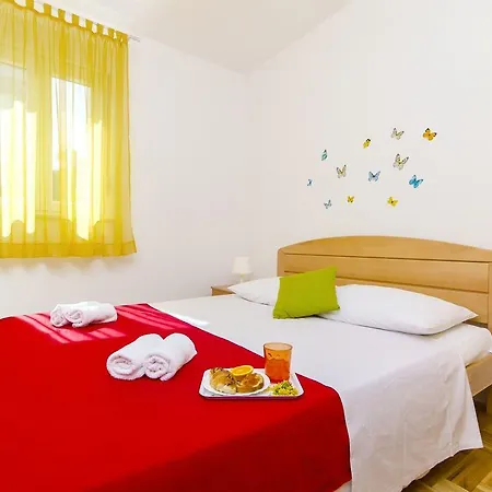 Appartamento Pava Donji Okrug (Ciovo)